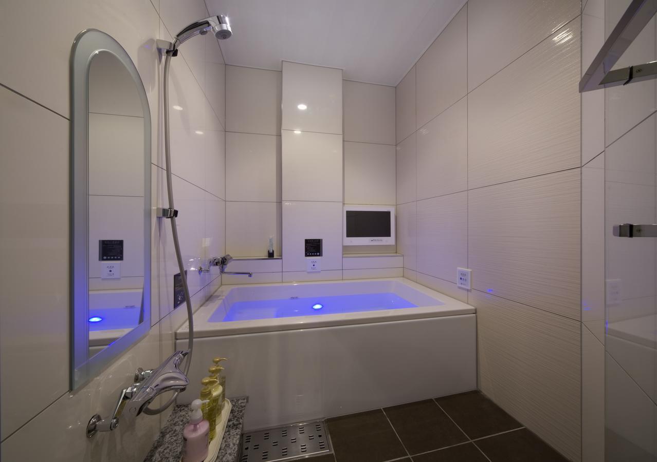 Jewel Hotel Luxury Modern (Adults Only) Miyoshi  Exterior photo