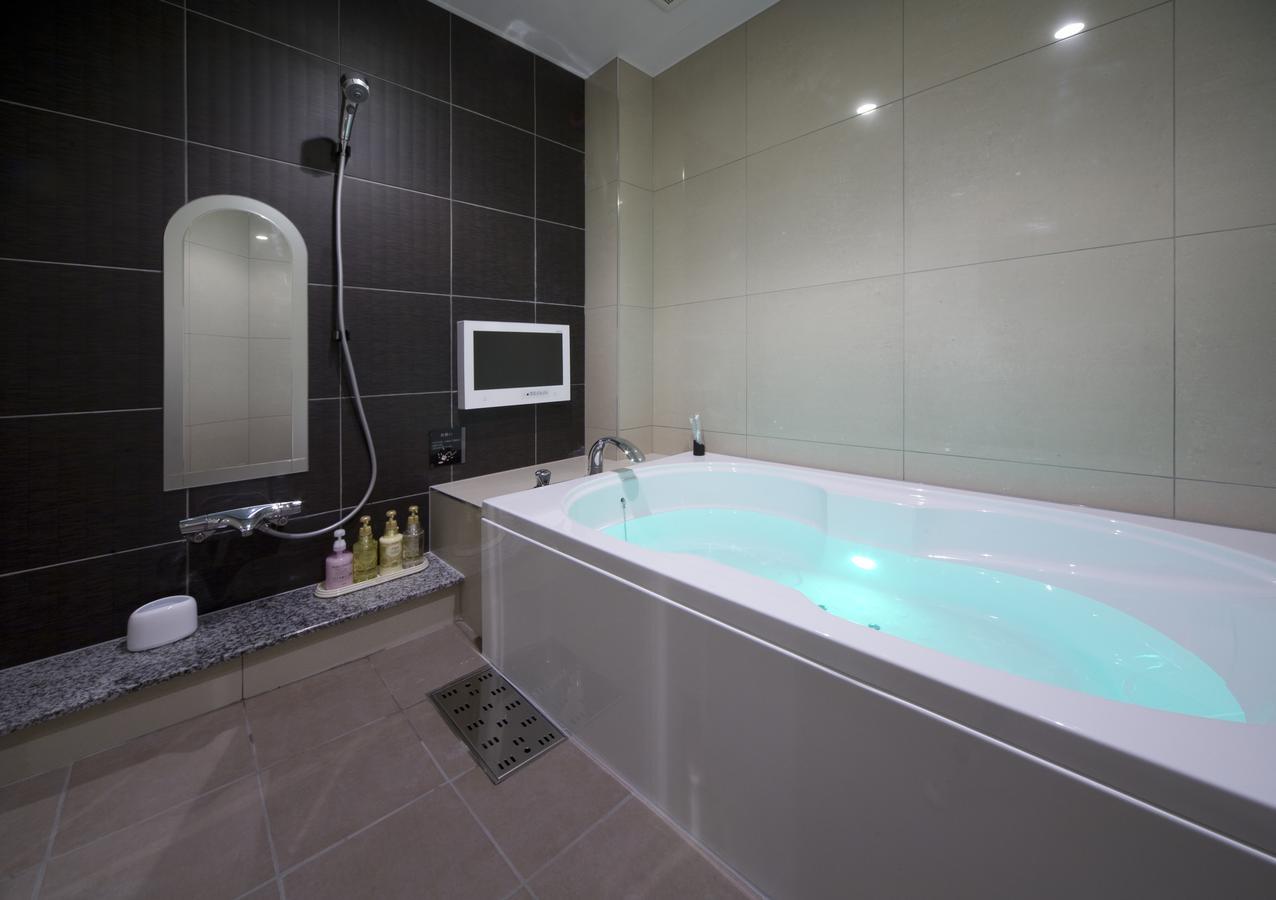 Jewel Hotel Luxury Modern (Adults Only) Miyoshi  Exterior photo